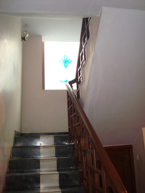 Lloyds Serviced Apartments,Krishna Street,T Nagar Madras Kamer foto