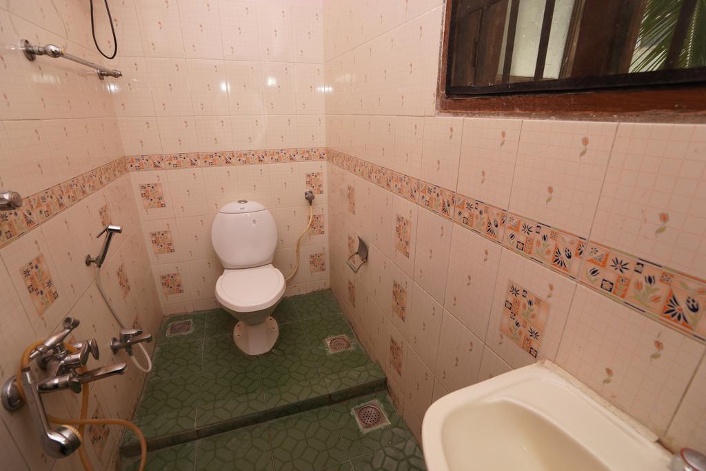 Lloyds Serviced Apartments,Krishna Street,T Nagar Madras Buitenkant foto